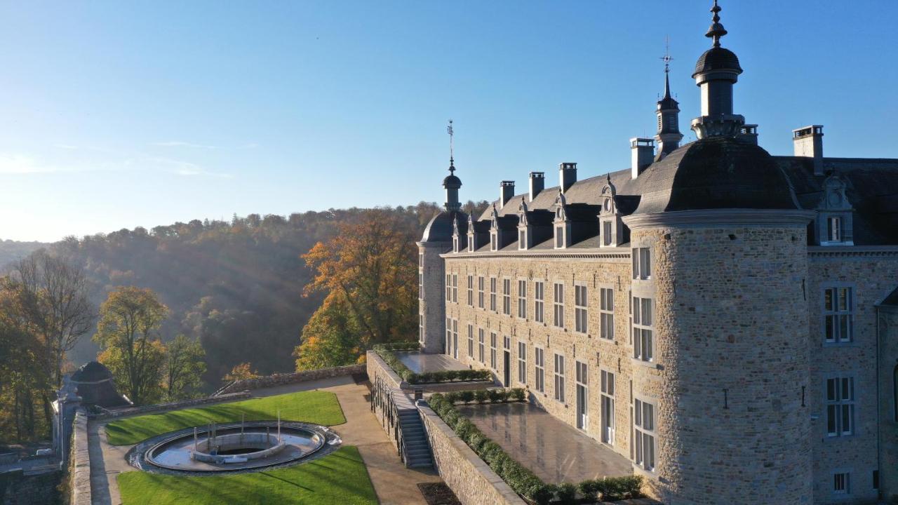 Le Chateau De Mirwart Exterior photo